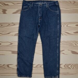 Wrangler | Men's Dark Wash Jeans Size 40x30 Casual Western Workwear Style